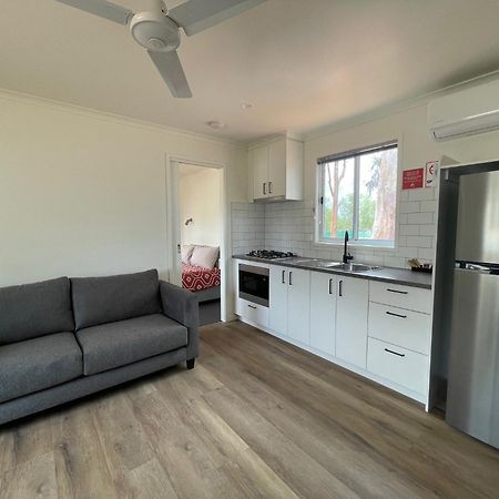 Cobar Caravan Park Buitenkant foto