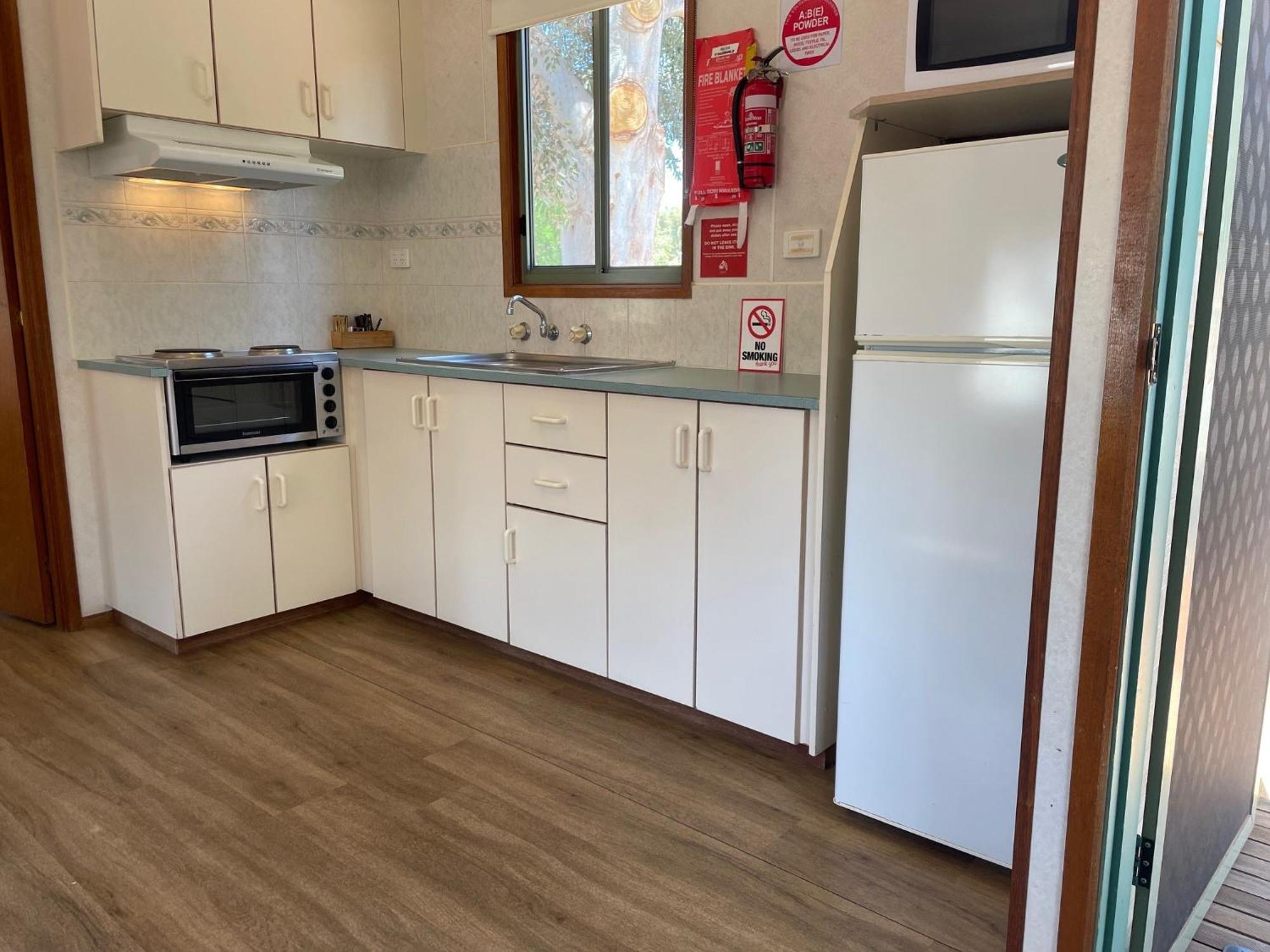Cobar Caravan Park Buitenkant foto