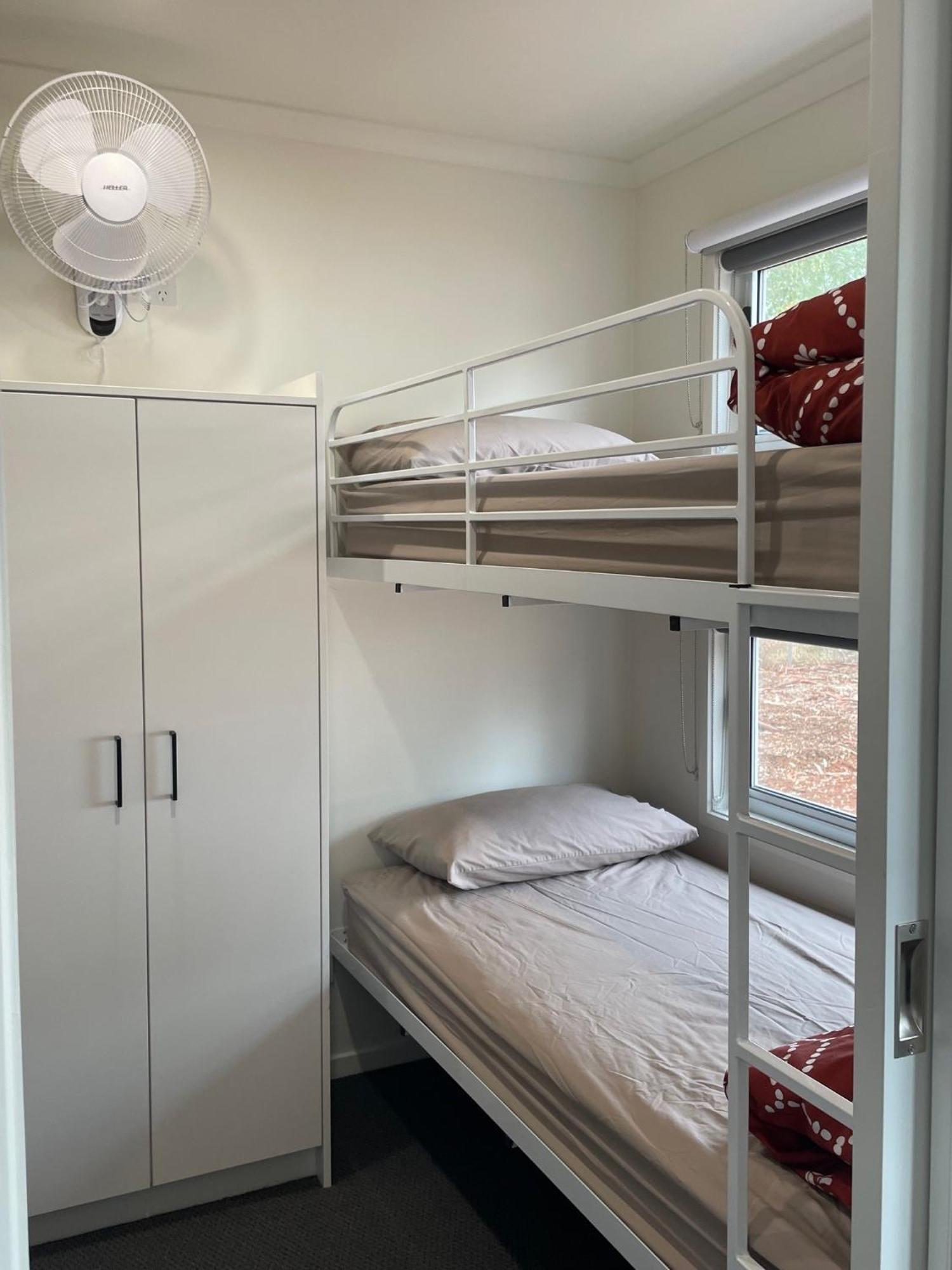 Cobar Caravan Park Buitenkant foto